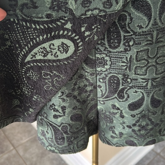 URBAN OUTFITTERS Kimchi Blue Antoinette Paisley Strapless Romper size large - Picture 9 of 11